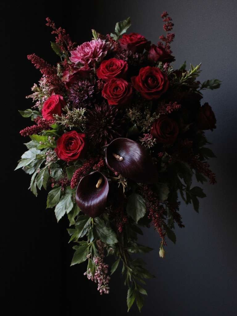 fleurs sombres et romantiques